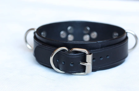 Okovratnik koža sa tri prstena