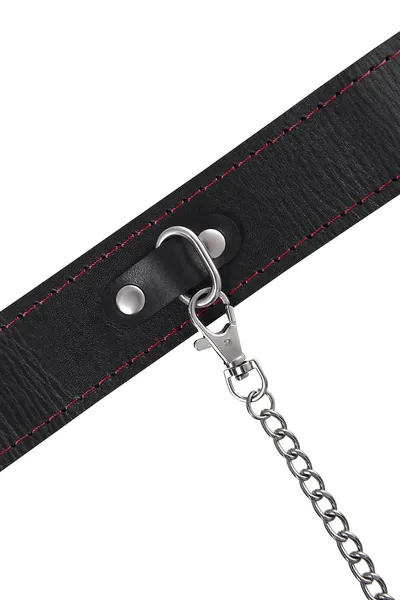 Ogrlica Pecado BDSM, dvoslojni crveni šav, koža, crna