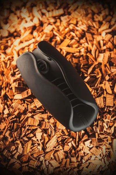 Erotist Hailstorm Masturbator sa električnom stimulacijom i vibracijom, silikon, Crna, 14,7 cm