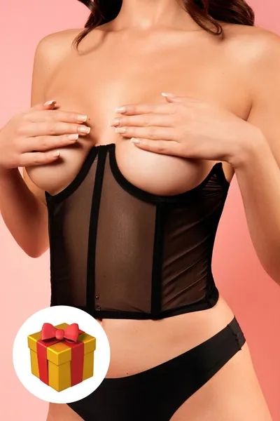 Korzet sa košticama i otvorenom šoljom