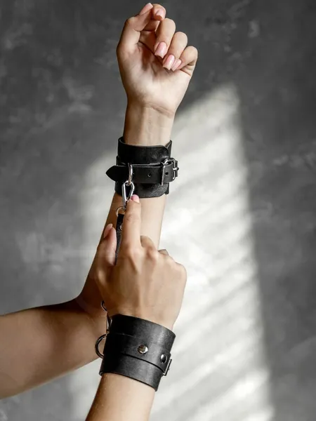 Komplet Portupea sa lisicama (Veličina M / L)