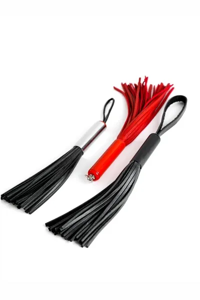 Privezak za ključeve od crne kože sa crnom drškom - 18 cm.