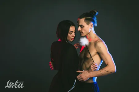 Oznaka Parti Hard Treasure Bela