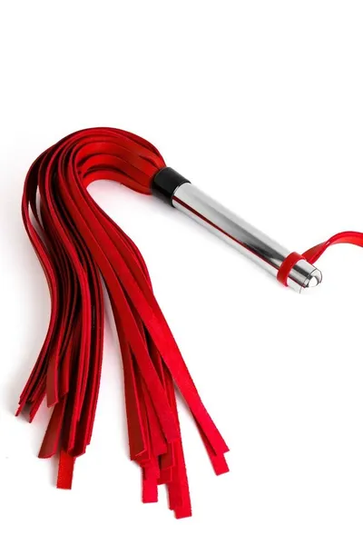 Pletenica od kože crvena sa drškom hrom - 58 cm.