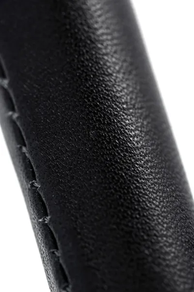 Odstojnik je mali za pričvršćivanje Pecado BDSM, sa prstenom, prirodnom kožom i drvetom, crnim