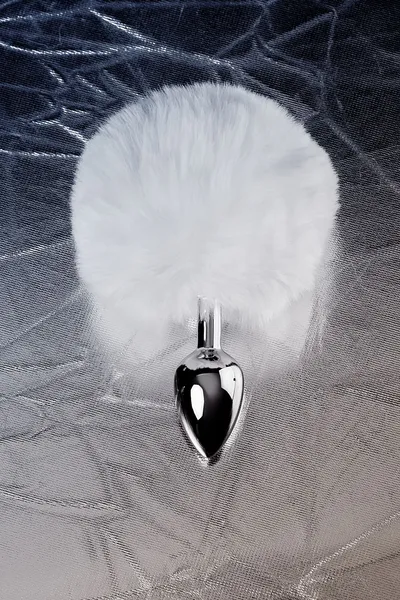 Toifa Metal analna čaura, mala, metal+veštačko krzno, srebrna, sa belim repom, 4,