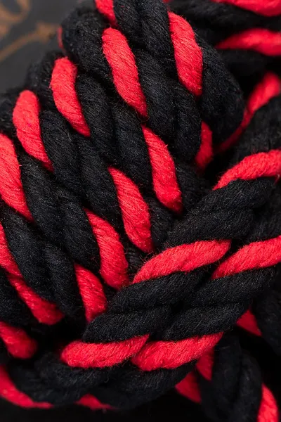 Lisice-okovi Pecado BDSM, čvor-omega, od pamučnog užeta, crno-crvene, 3,5 m