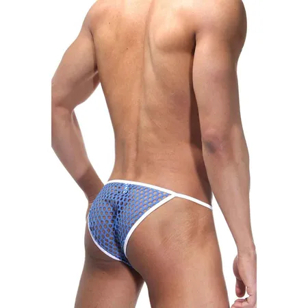 Muški tangi u veliku okruglu plavu mrežu