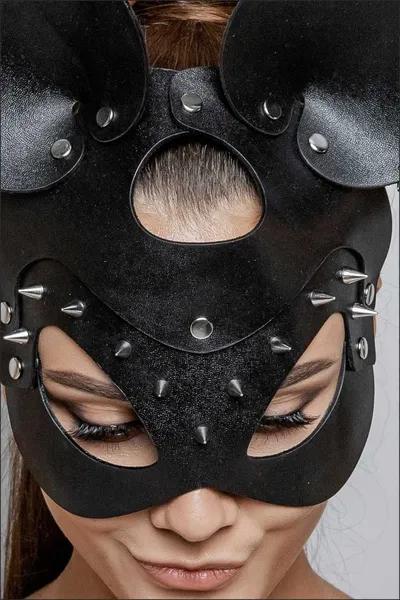 Maska miš sa šiljcima