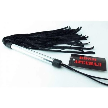 Pletenica sa metalnom drškom repovi koža zam 54014ars