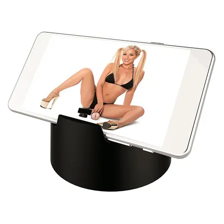 Masturbator PORNSTAR maca sa špricanjem ZOYE MONROE