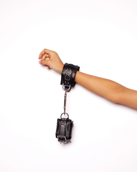 Scandal lisice od prave kože i konektor od nerđajućeg čelika