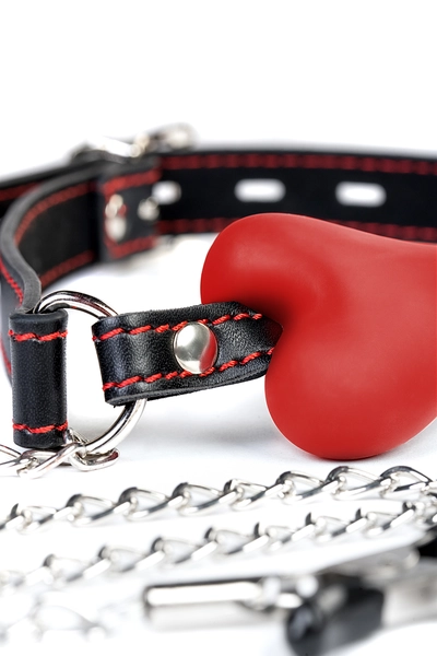 Toifa Theatre geg trenzel, u obliku kosti sa kopčama za bradavice, crvena