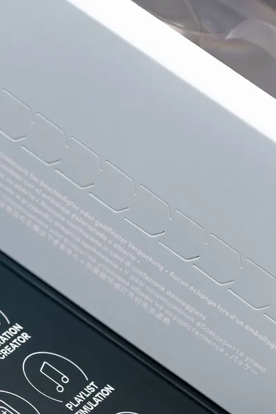 Satisfier Pro 2 Generation 3 vakuumski stimulator klitorisa, sa kontrolom putem aplikacije, Crna