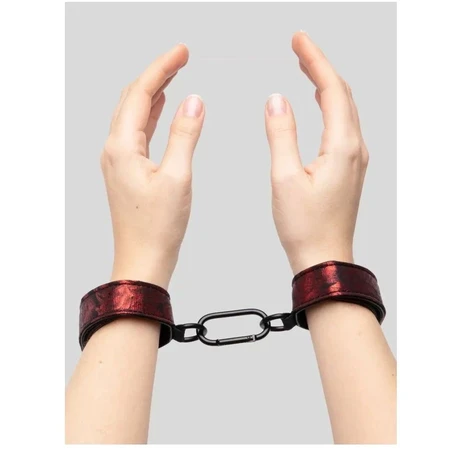 Fifti Shades of Grei Sveet Antikipation ovratnik i manžetne na zglobovima