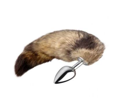 Velika analna čaura sa puhastim repom od 9 cm