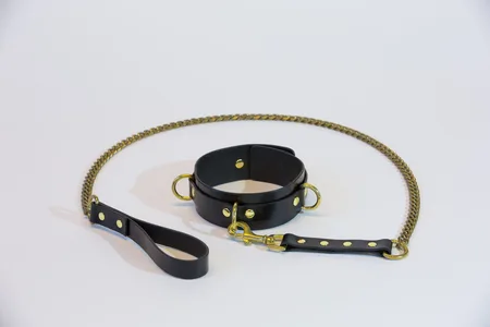 Povodac са ланцем submission