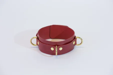 Ogrica Strast. Crvena