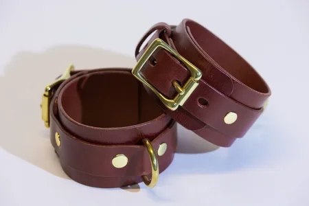 Lisice passion. brown