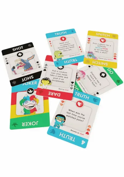 MadWish Playing Cards 24 pcs ENG/DE Party Game Set Display