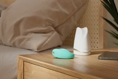 We-Vibe Sync Under The Stars Aqua - Adjustable Dual Motor Intimate Device