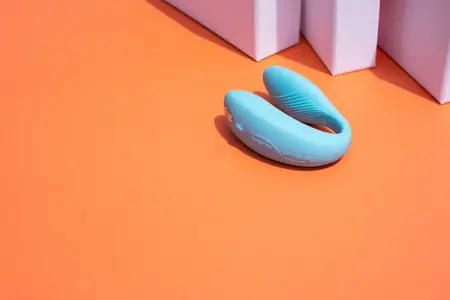We-Vibe Sync Under The Stars Aqua - Adjustable Dual Motor Intimate Device