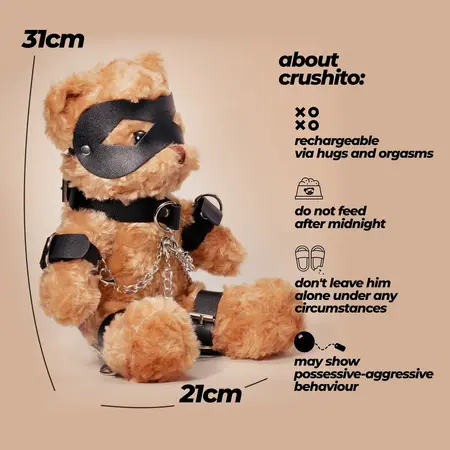 Crushious Crushito plišani meda 31cm crni: dekorativni kolekcionarski primerak sa harnesom