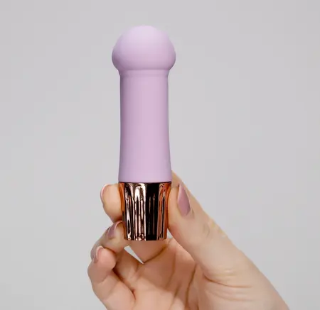Crushious Mellow Puff Mini Wand u boji lavande, 10 modova vibracije, 11 cm