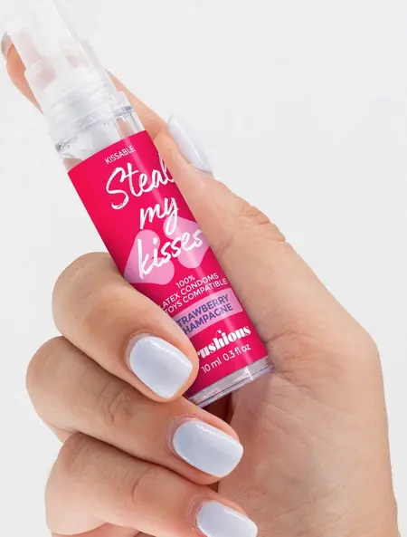 Bijoux Indiscrets Steal My Kisses lubrikant jagoda i šampanjac 10ml
