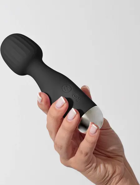 Crushious Wanderlust Mini Wand Massager Black 15cm USB Rechargeable