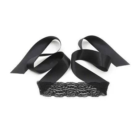 Lace Me Up elegantan crni čipkani bondage set sa podesivim i višekratnim dodacima