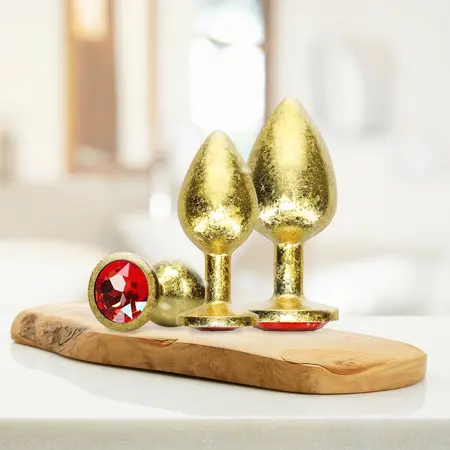 Milan Collection set metalnih analnih čepova u zlatnoj boji, 3 veličine, aluminijum, ukrasni kristal na bazi