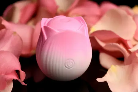 Bloomgasm Throbbing Rose Intimate Pulsing Device Pink 6.4 cm