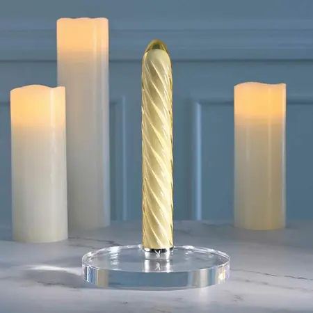 Playboy Twist of Fate stakleni intimni masažer, 10 modova, vodootporan, USB