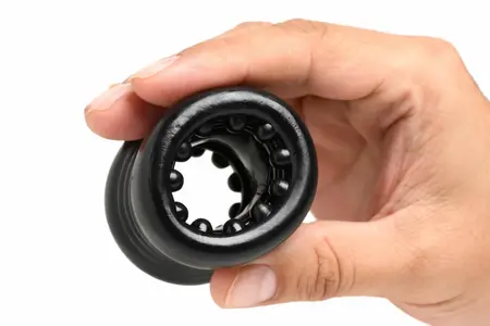 XR Brands Ball Stack anatomski rastezač mošnica od fleksibilnog crnog TPE materijala