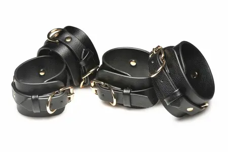 XR Brands Temptress Pojas za Bedro Crni - Podesivi Set od Veganske Kože