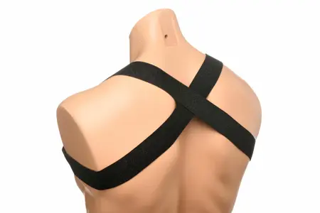 XR Brands set crnog podesivog pojasa za grudi i traka za ruke od 89 do 102 cm