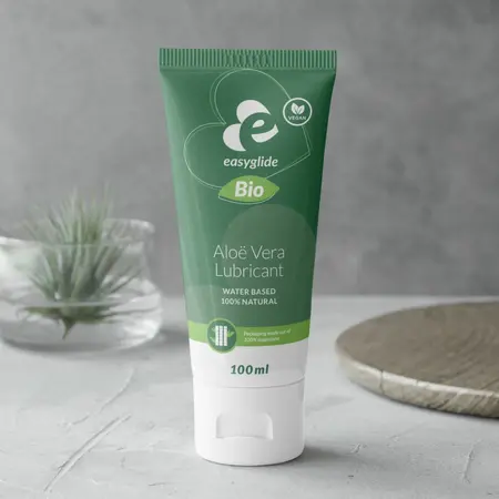 EasyGlide Bio & Natural lubrikant na bazi vode sa aloe verom 100ml