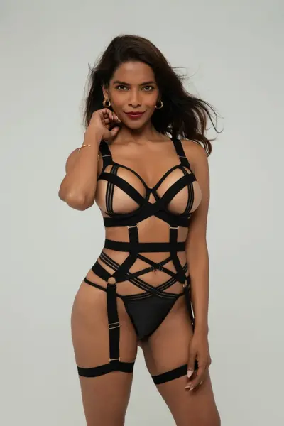 Le Desir Body Set with Straps & Detachable Suspender Belt Black S-L