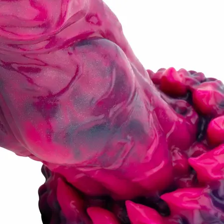 Mythical Mates Another World Model roze i ljubičasti dildo sa vakuumskom bazom 20cm