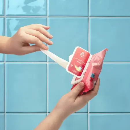 EasyGlide vlažne maramice za intimnu negu sa uljem badema i konoplje, 10 komada