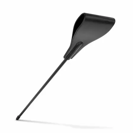 Ouch! Crni bič 42.5 cm - Drška od veštačke kože & široki vrh alat za udarce