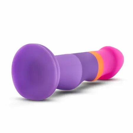 Blush Avant D3 silikonski intimni model sa vakuumskim postoljem Summer Fling 18cm