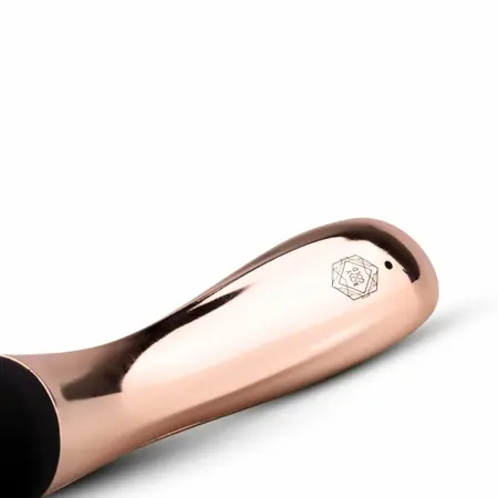 Rosy Gold Nouveau Curve Massager, punjivi fleksibilni masažer sa 10 modova vibracije