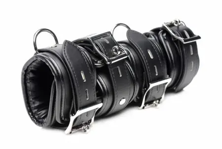 Master Series Restriction Collar & Cuff System Adjustable Steel Chains
