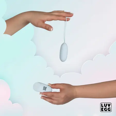 LUV EGG Blue silikonsko intimno jaje na daljinsko upravljanje, 12 modova, vodootporno