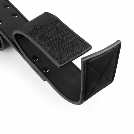 EasyToys podesiva šipka za vezivanje sa lisicama od veštačke kože - Crna, univerzalno prijanjanje