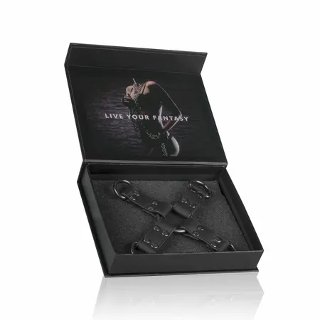 EasyToys podesivi kožni hogtie restraint - crni bondage konektor