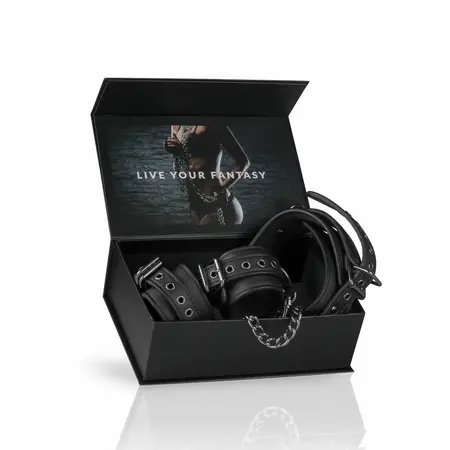 EasyToys podesiva bondage ogrlica od veštačke kože sa odvojivim lisicama