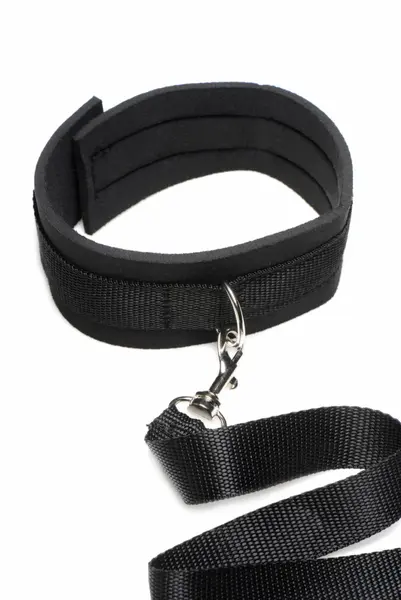 Frisky Adjustable Neoprene Collar & Nylon Leash Set, Black, 116cm
